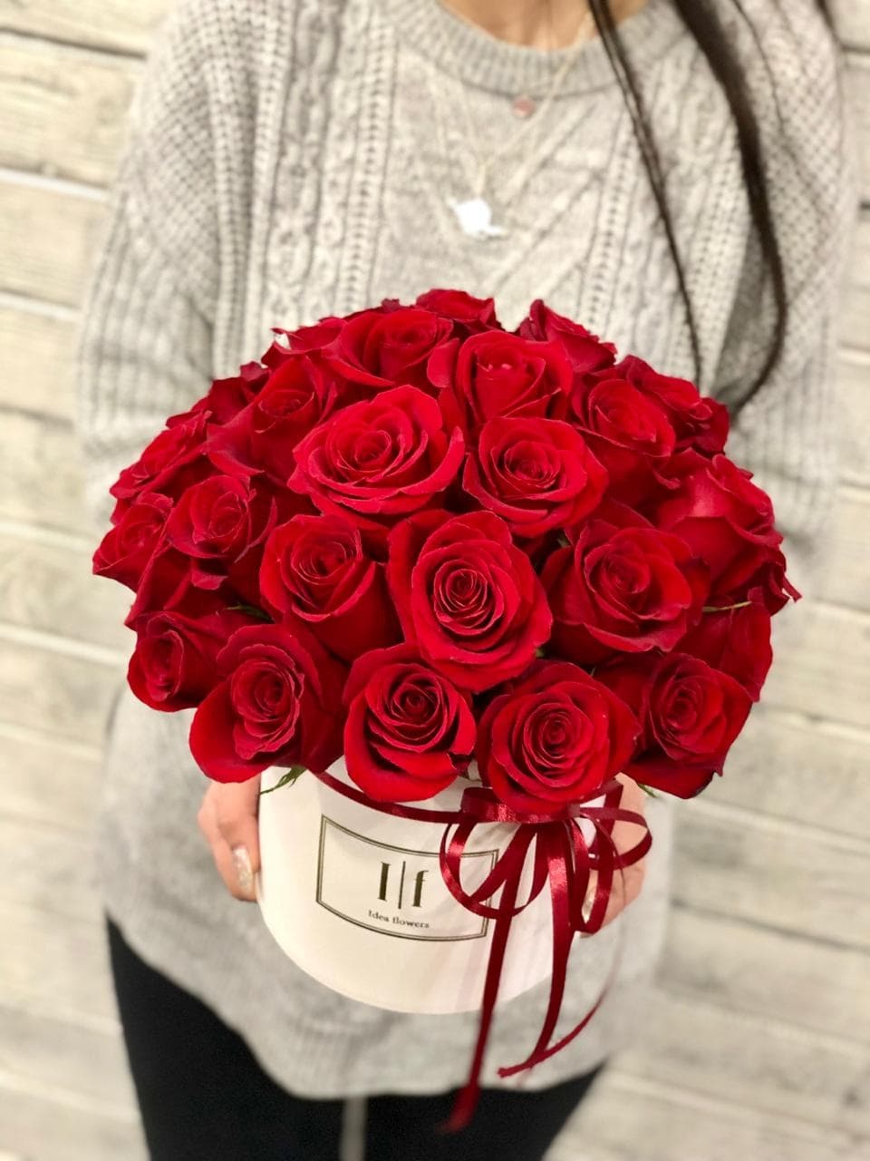 33 Розы в шляпной коробке (цветы на выбор)