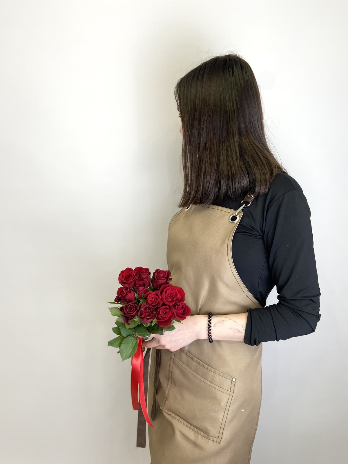 Дизайнерский букет 11шт КРАСНЫЕ Розы Кения 35-40см