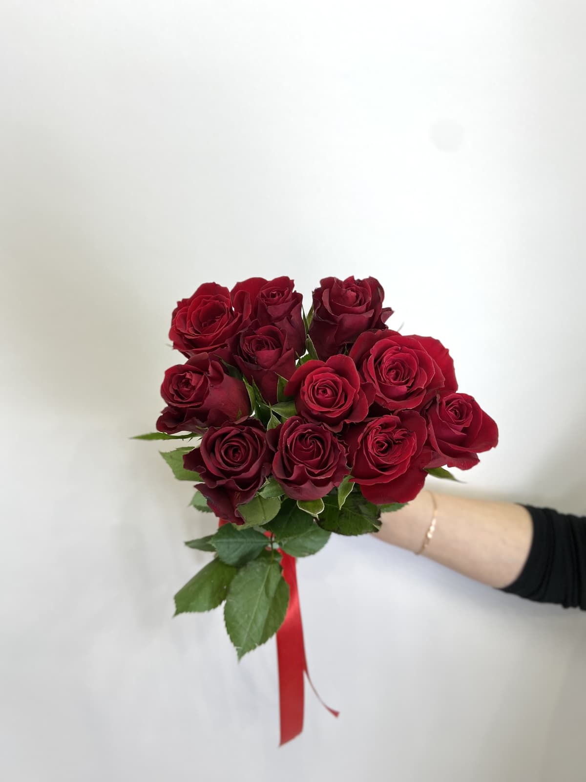 Дизайнерский букет 11шт КРАСНЫЕ Розы Кения 35-40см