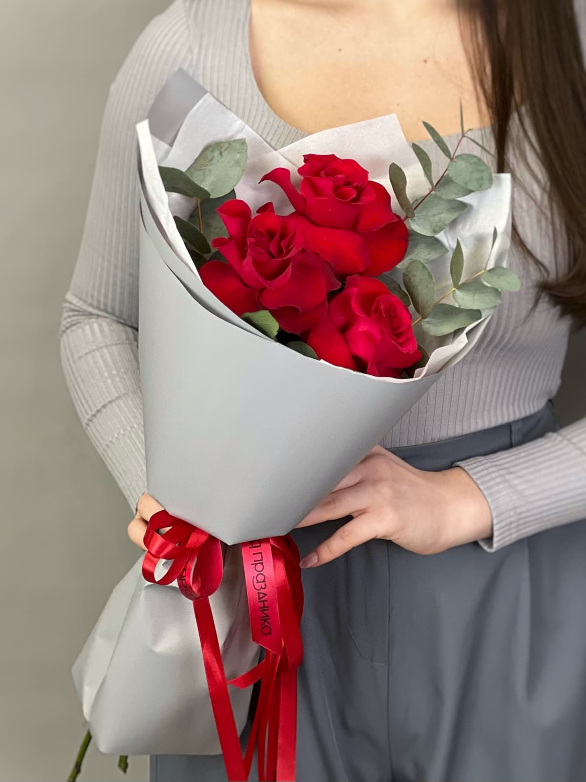 Стильный букет цветов "Amor Amor" S