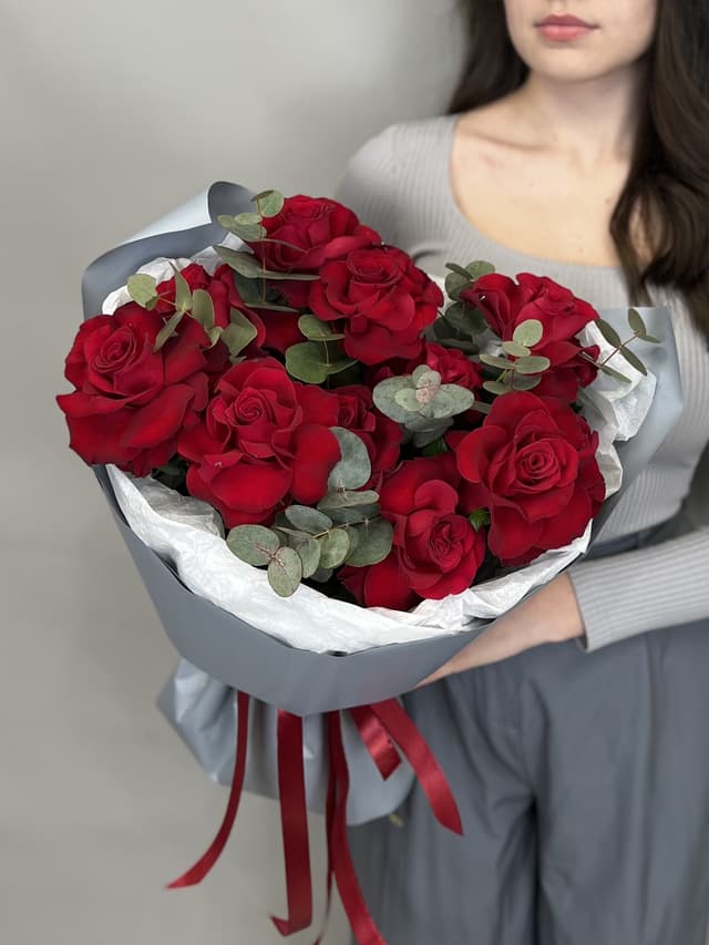 Праздничный букет цветов "Амур амур" Праздничный букет цветов "Амур амур"