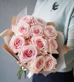 Классический букет из 11 Пионовидных Роз pink O’Hara