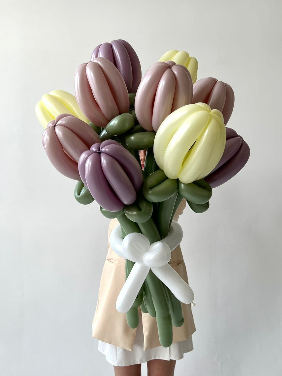 Букет из 11 тюльпанов из шаров