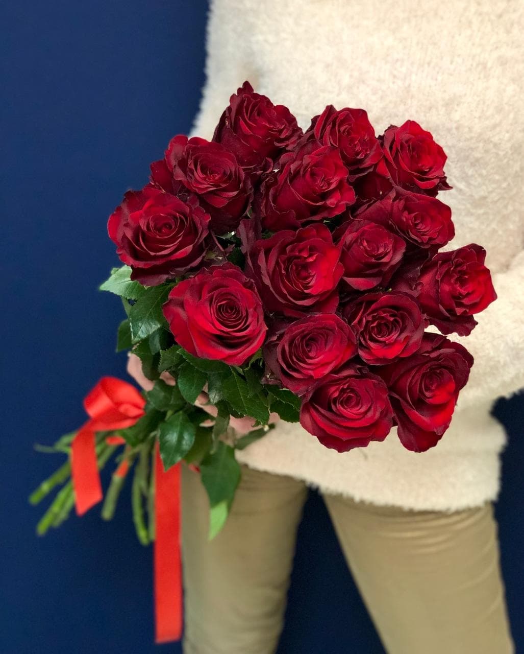 Букет из 15 красных Роз Эквадор 100 см