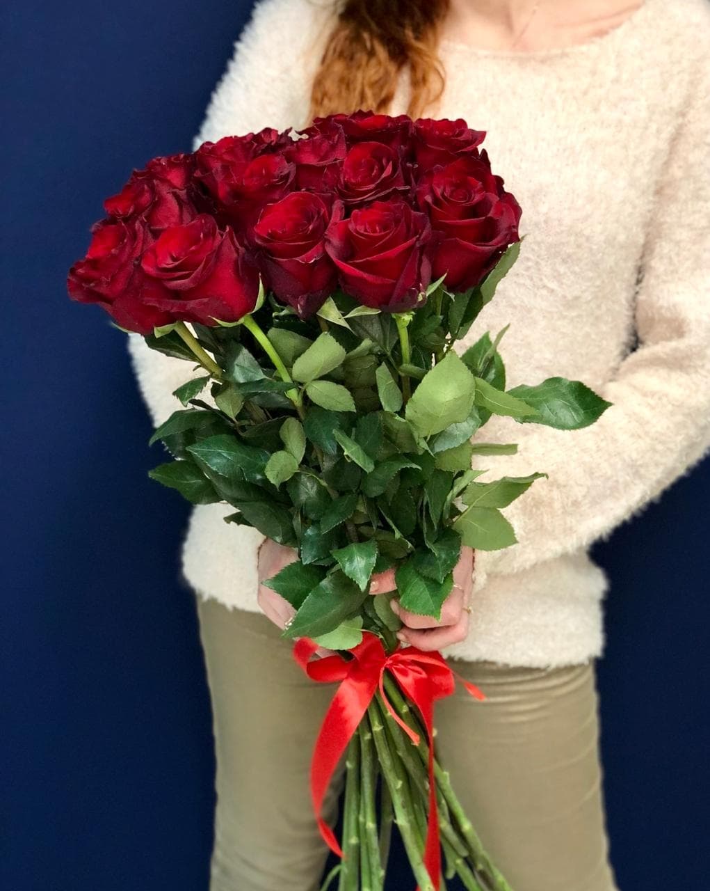 Букет из 15 красных Роз Эквадор 60 см