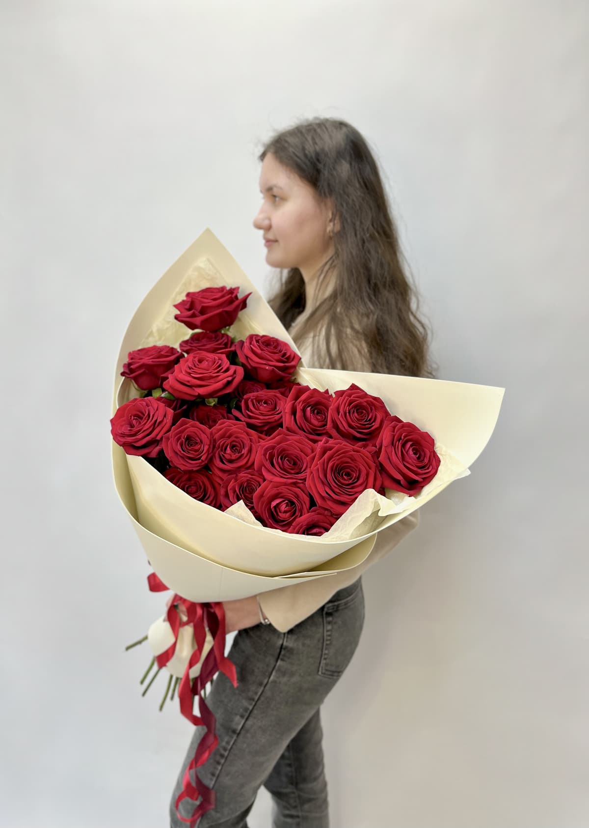 Букет из 25 Красных Роз в Фоамиране