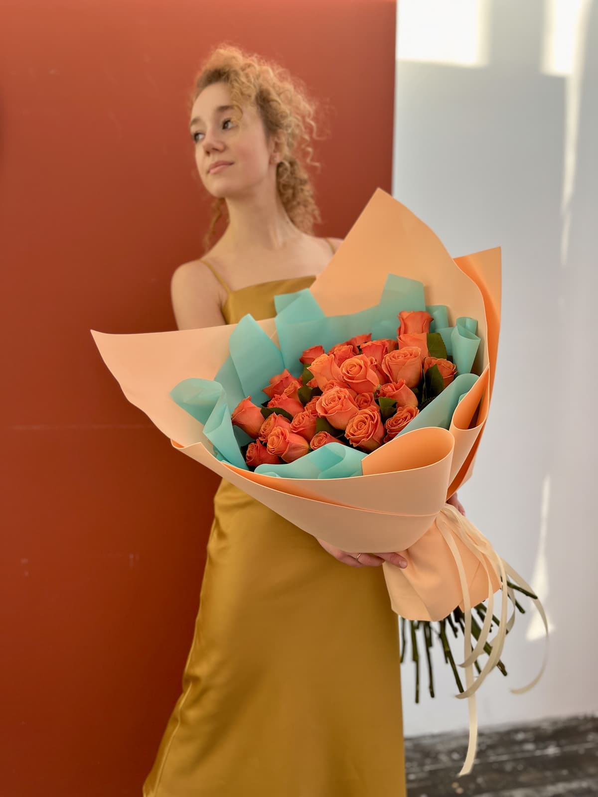 Букет из 35 оранжевых Роз в фоамиране