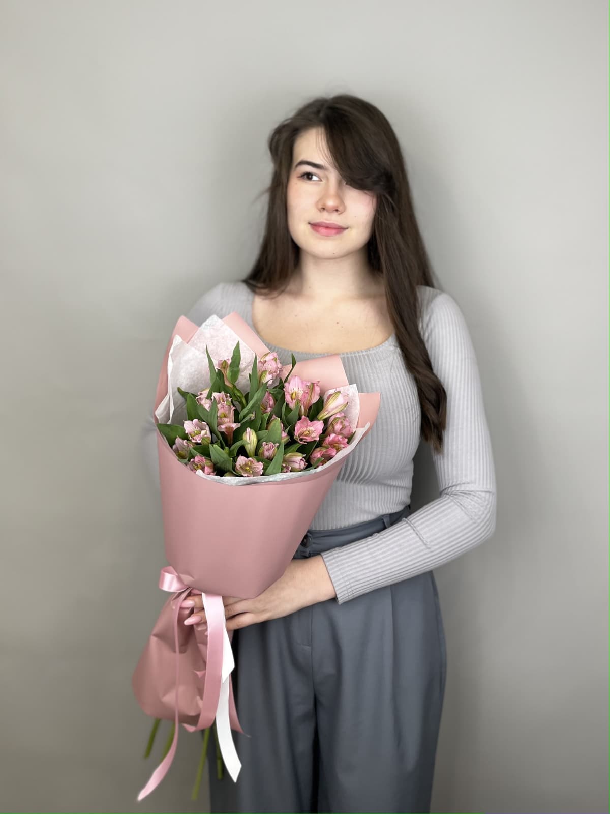 Мини букет из 5 альстромерий "Elegance"