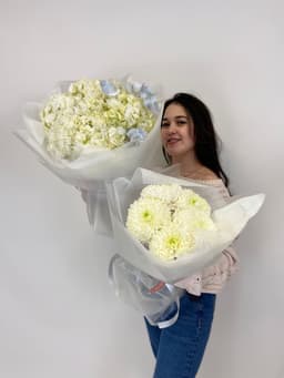 Букет из 5 Одноголовых Хризантем