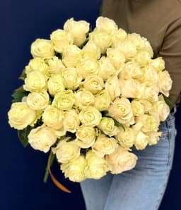 Любимый букет из 51 белых роз 80 см