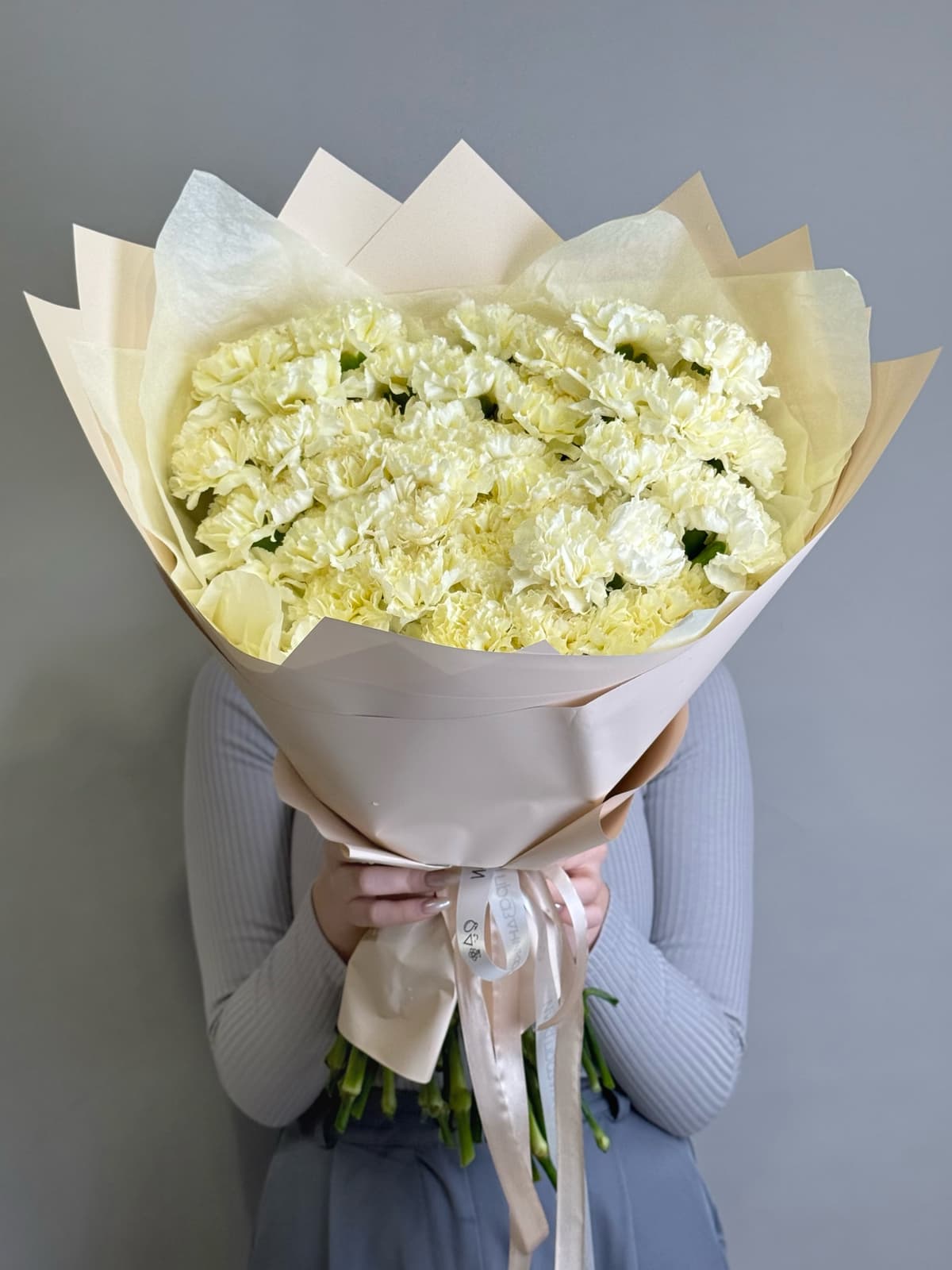 Букет из 51 сливочного диантуса