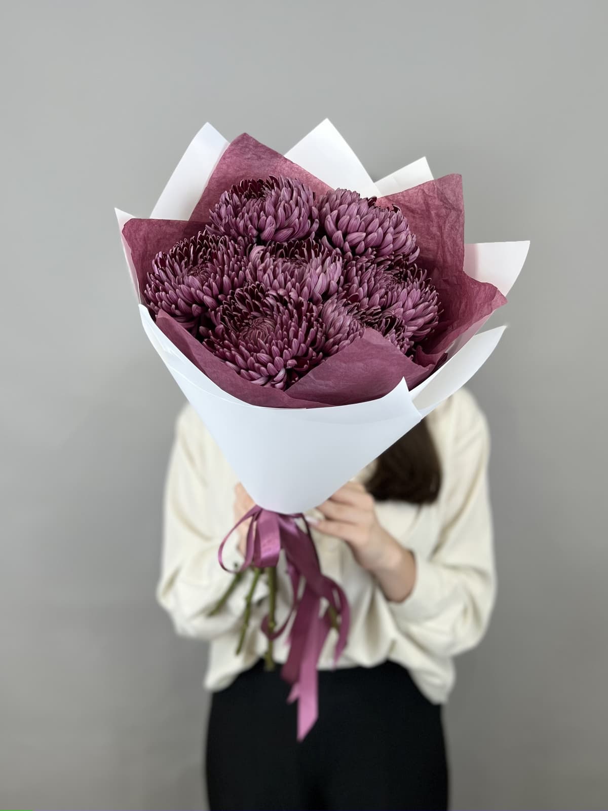 Букет из 7 фиолетовых хризантем Bigoudi