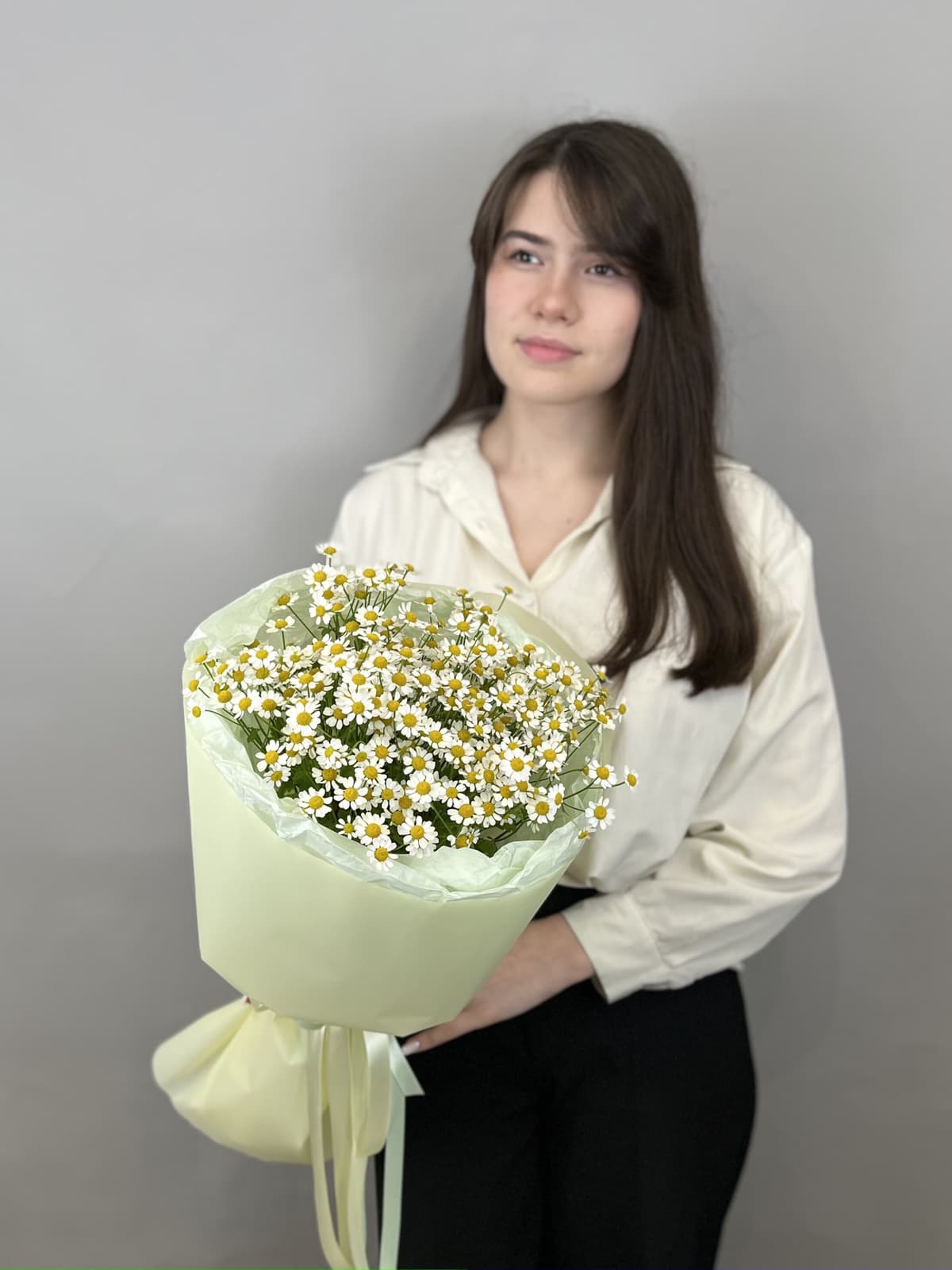 Праздничный букет из 7 полевых ромашек