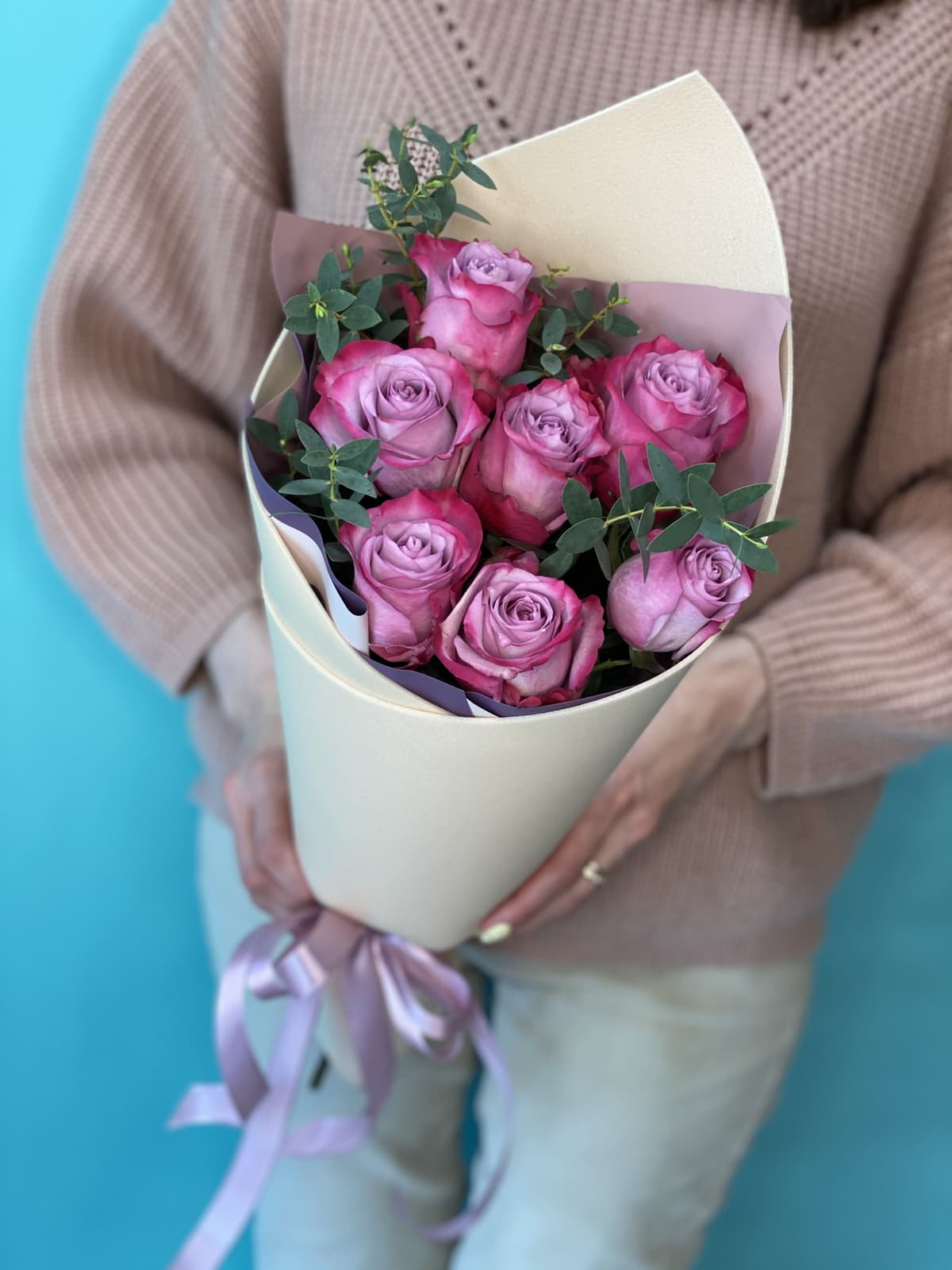 Букет из 7 сиреневых Роз Эквадор в фоамиране 50 см