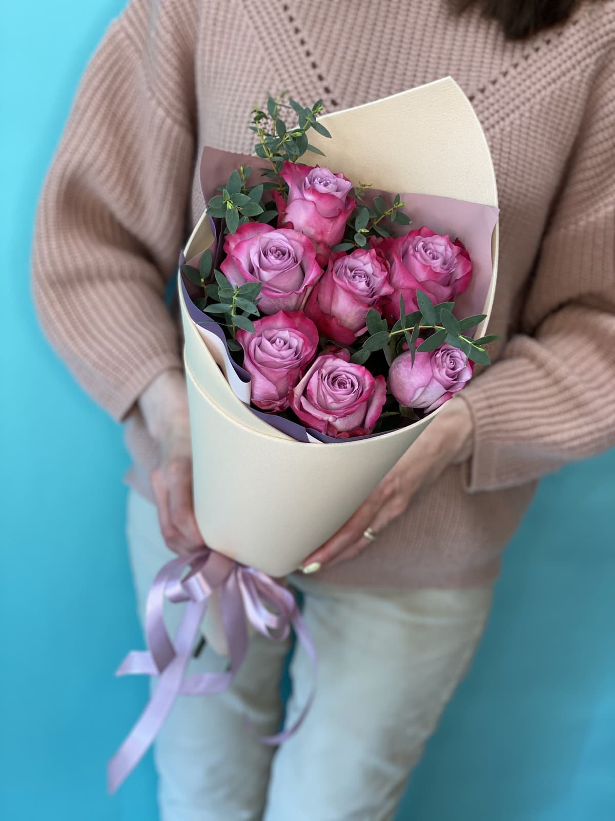 Мини букет из 7 сиреневых Роз Эквадор в фоамиране 70 см