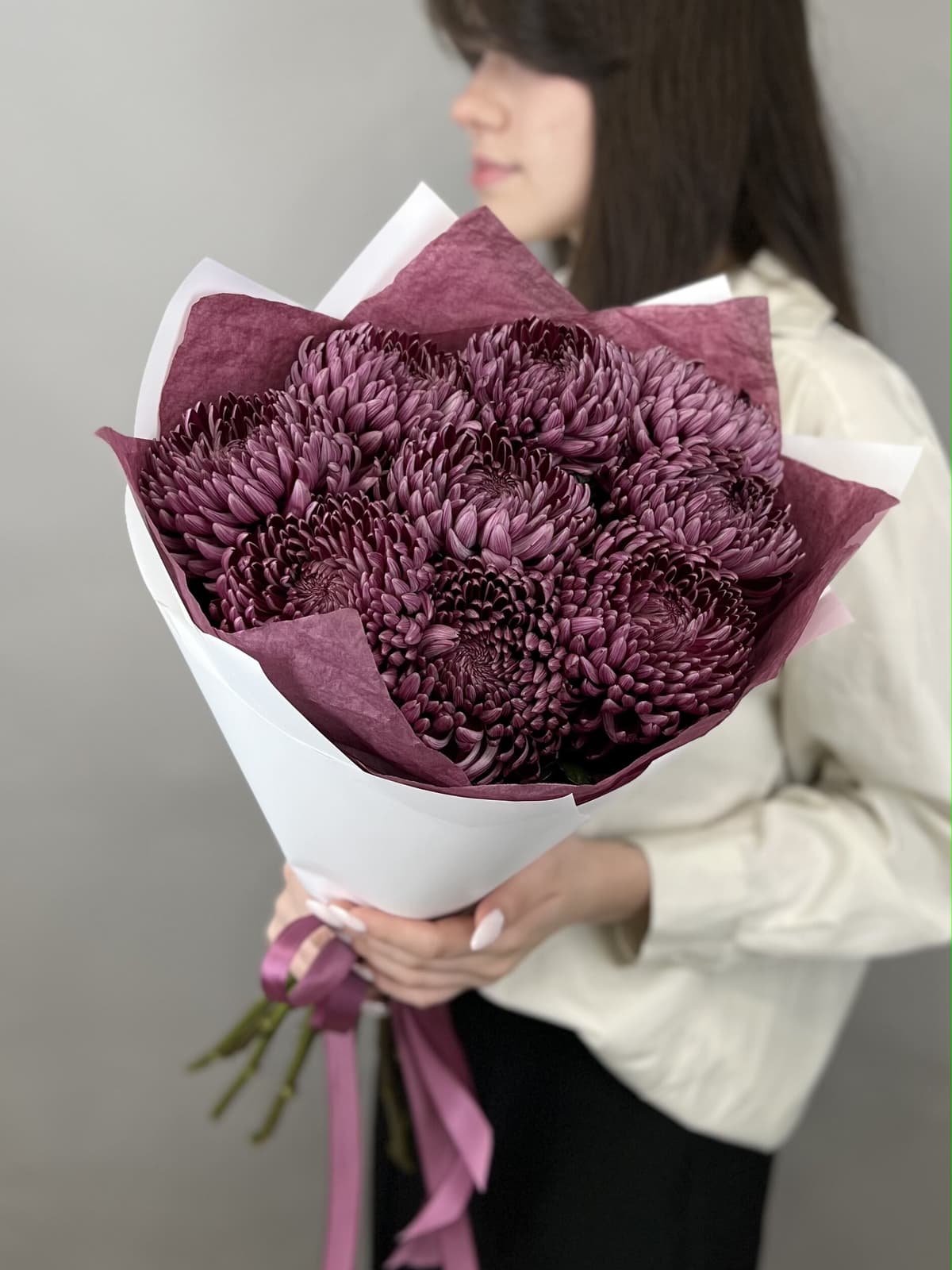 Букет из 9 фиолетовых хризантем Bigoudi