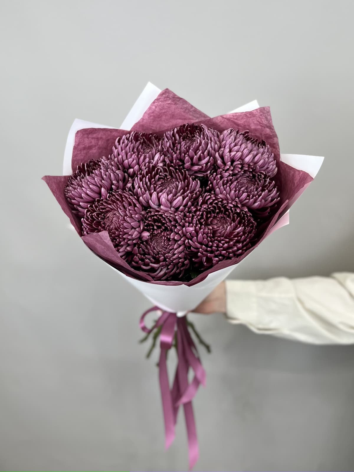 Букет из 9 фиолетовых хризантем Bigoudi