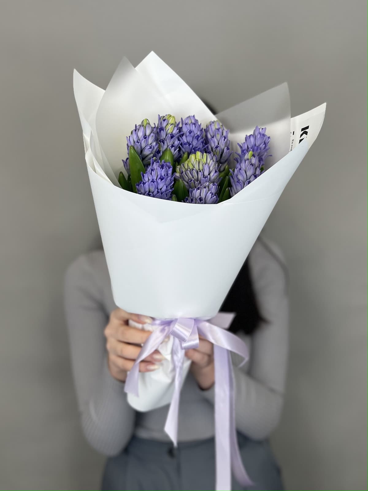 Букет из гиацинтов "Minos" M