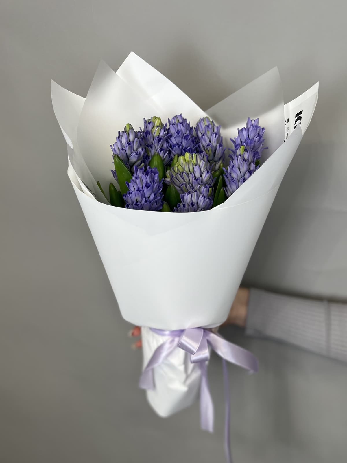 Букет из гиацинтов "Minos" M