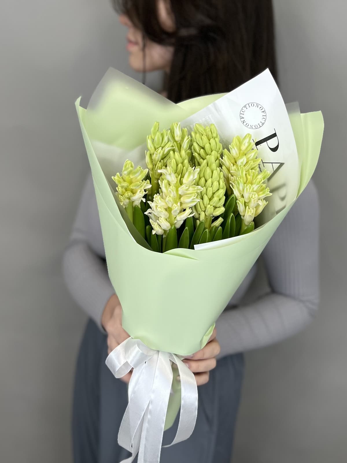 Свежий букет из гиацинтов "Топ Вайт" (9)