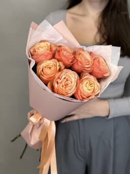 Букет из пионовидных роз "Кахала" (7)