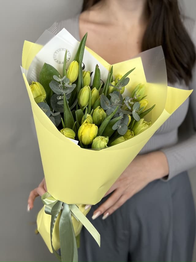 Букет из пионовидных тюльпанов «Дабл Трабл» (19) Букет из пионовидных тюльпанов «Дабл Трабл» (19)