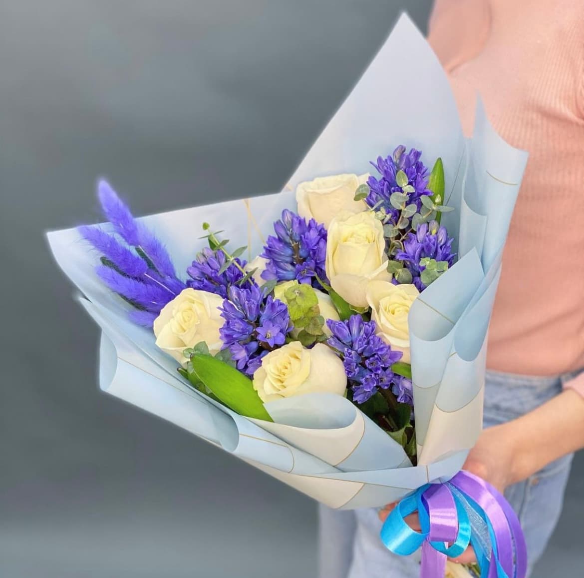 Букет из Роз и Гиацинтов