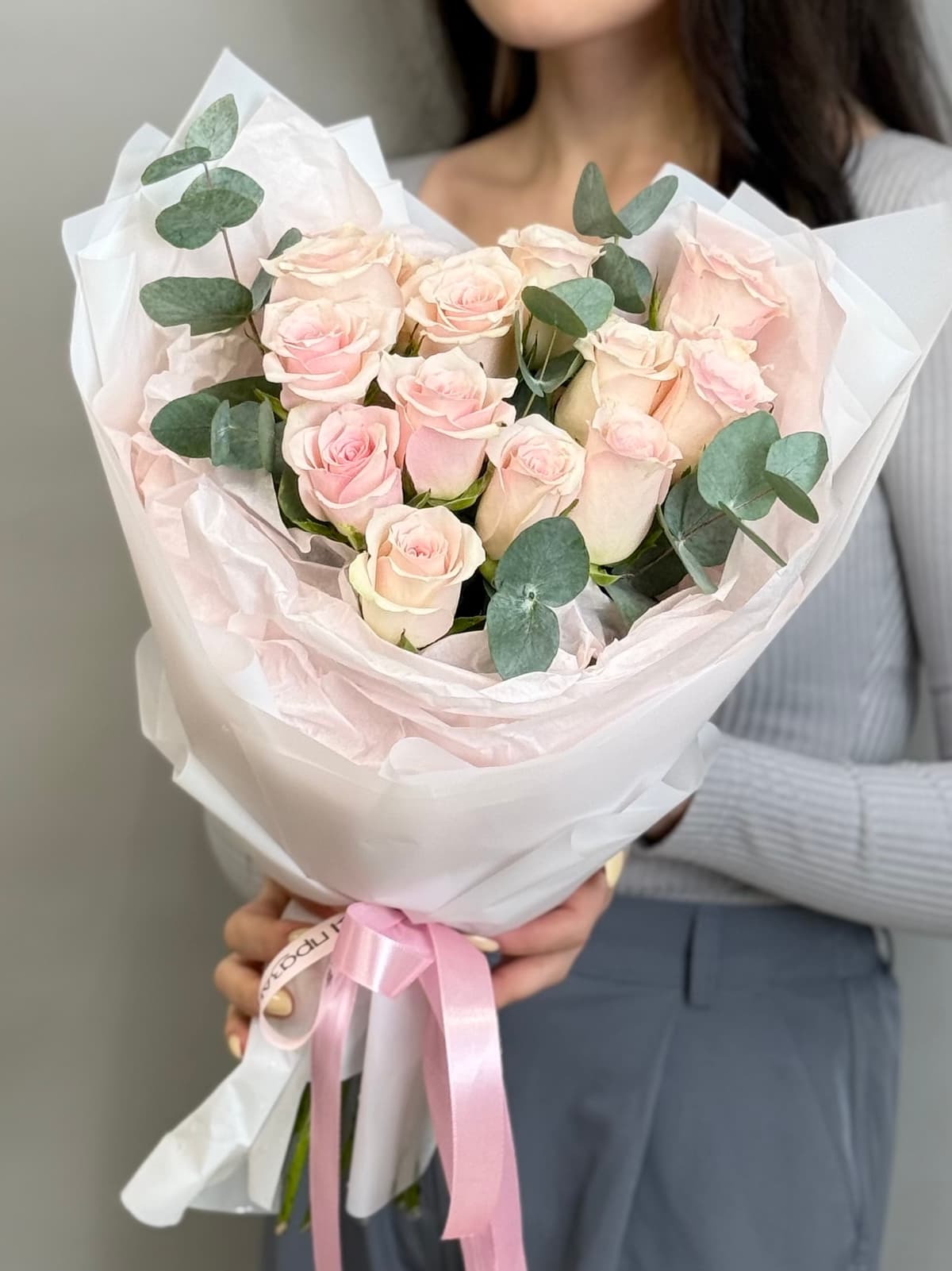 Букет из розовых роз кения "Pink athena" M