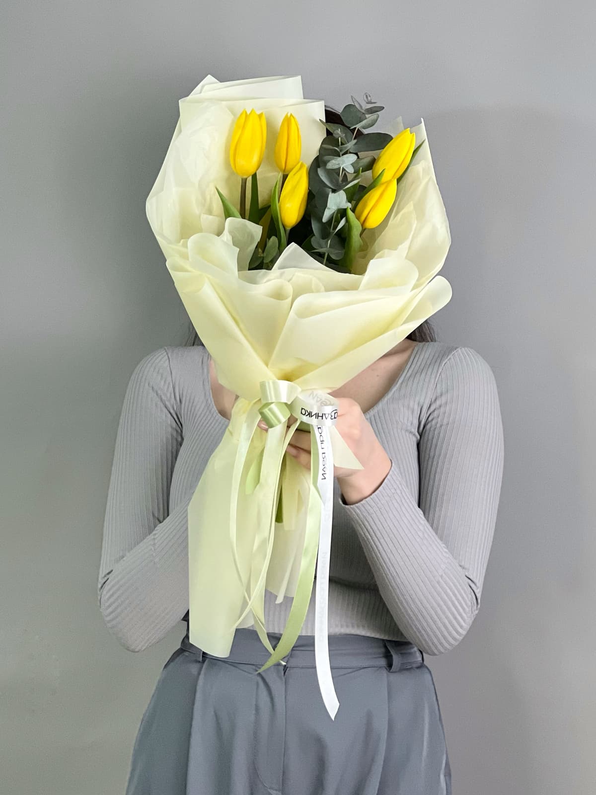 Букет из желтых тюльпанов "Поцелуй весны" (5)