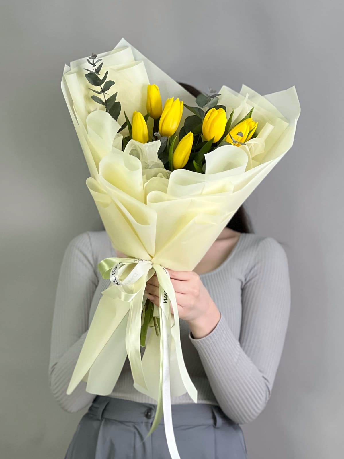 Букет из желтых тюльпанов "Поцелуй весны" (9)