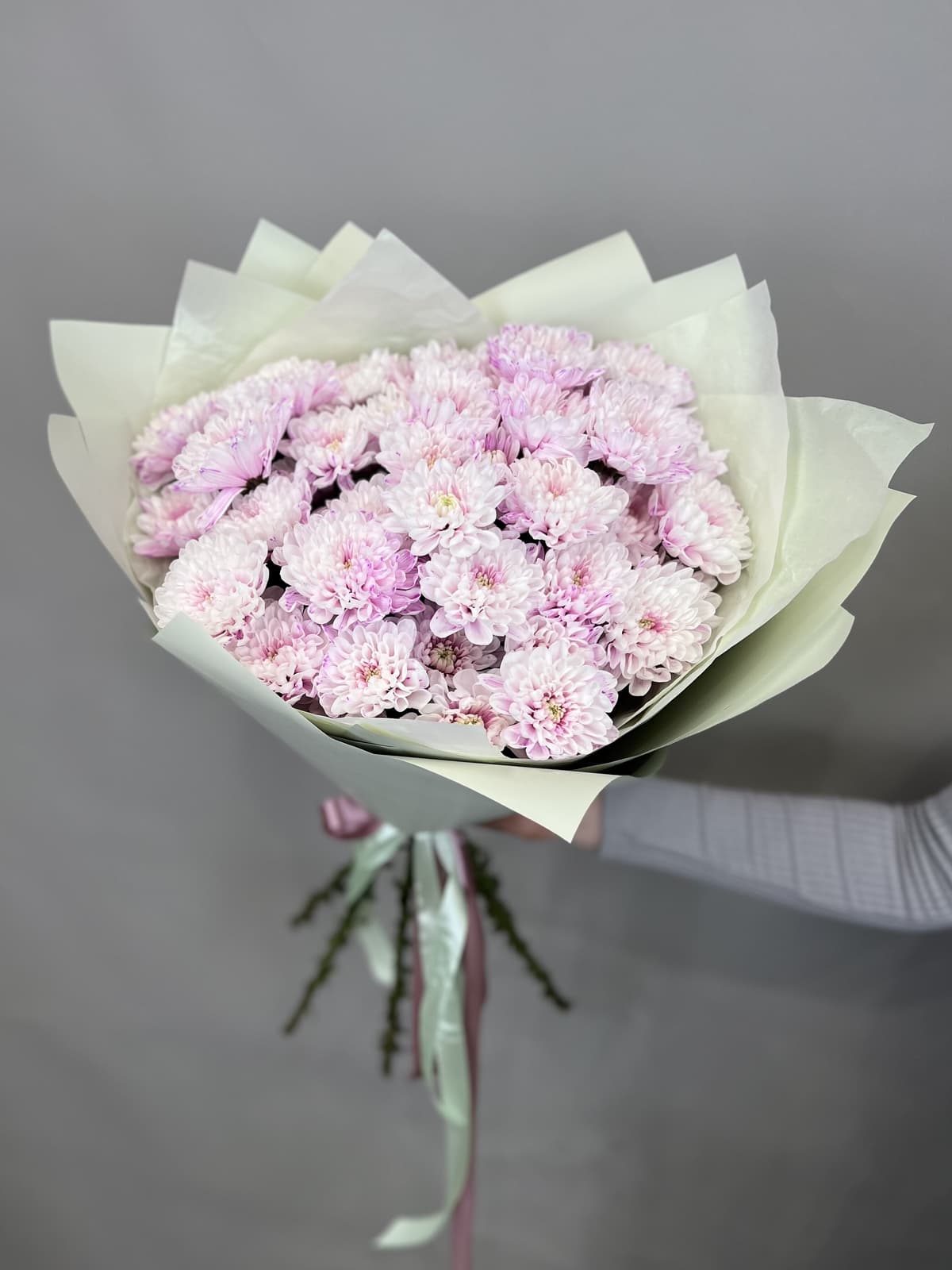 Букет хризантем "Ажур" M