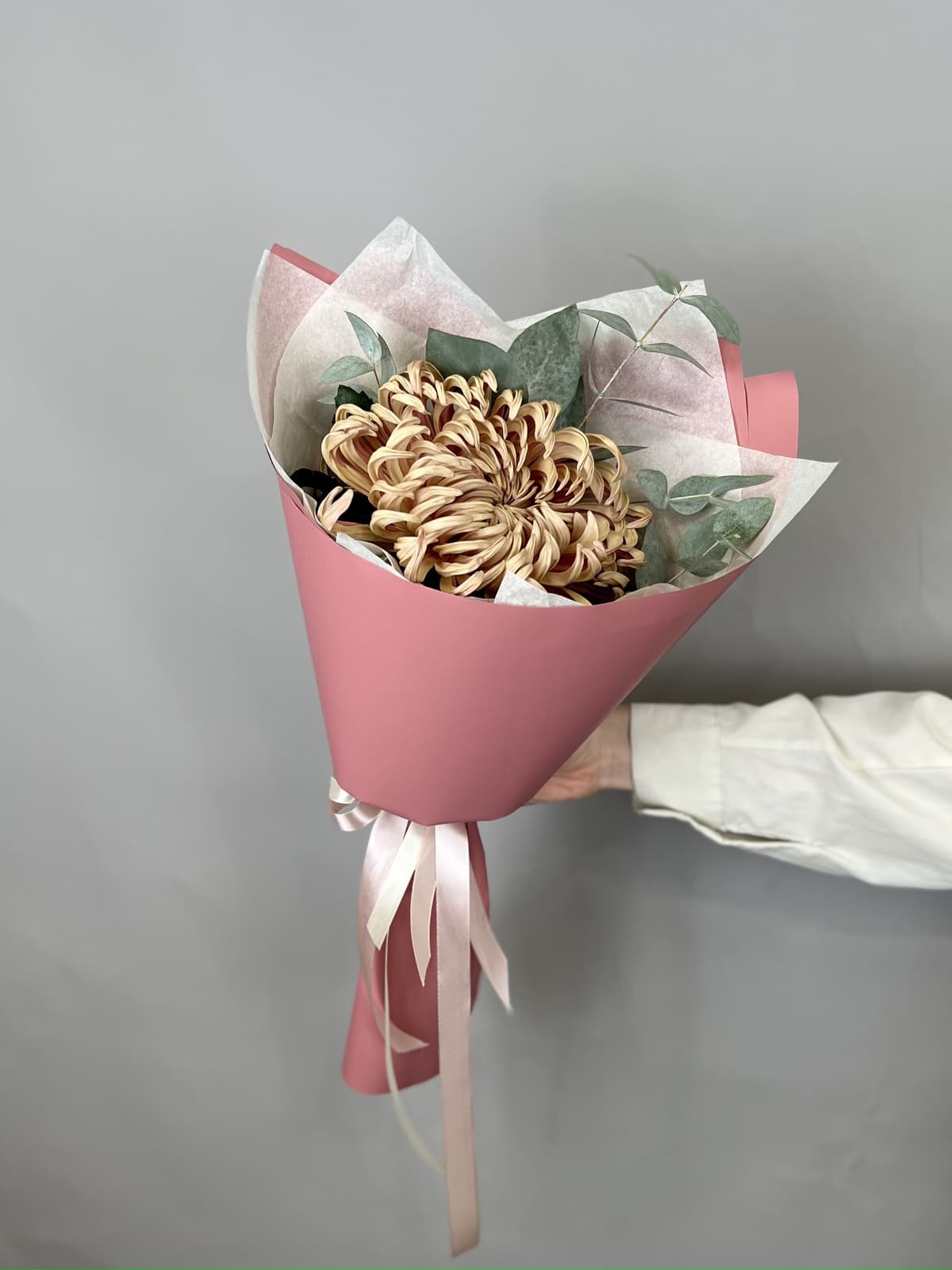 Дизайнерский мини букет хризантем "Медь"