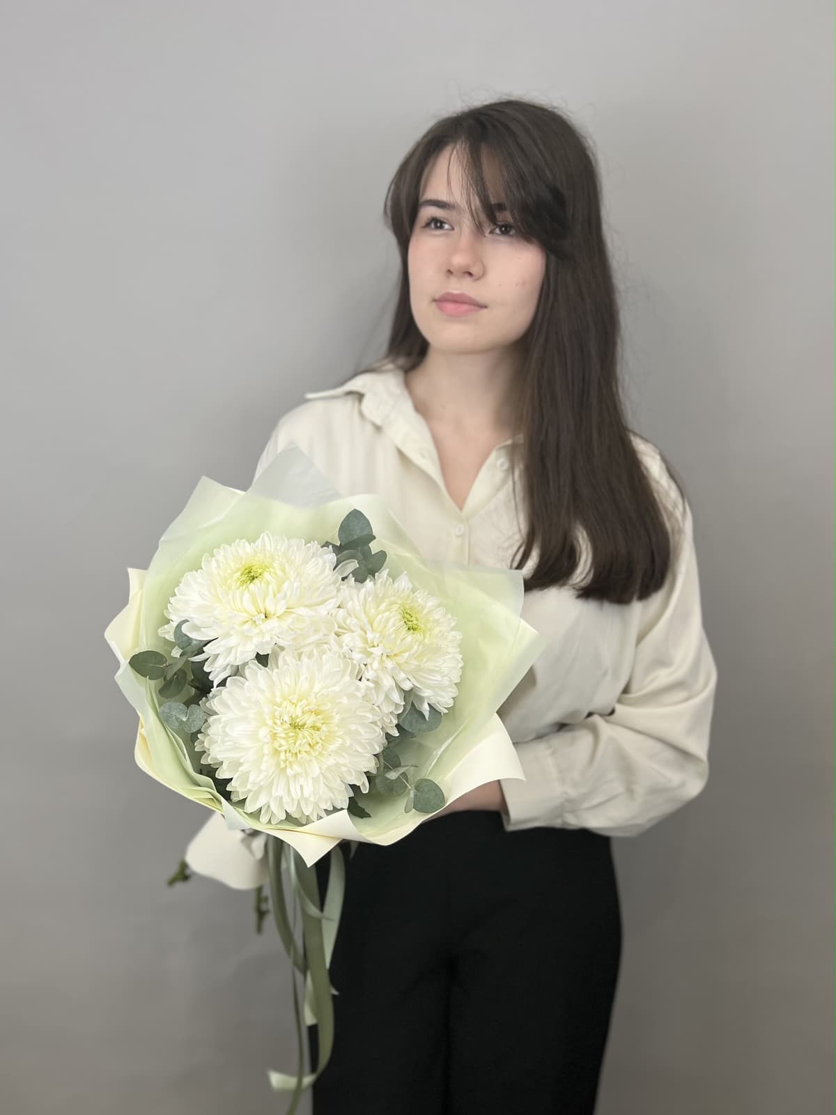 Стильный букет хризантем "Magnum" S