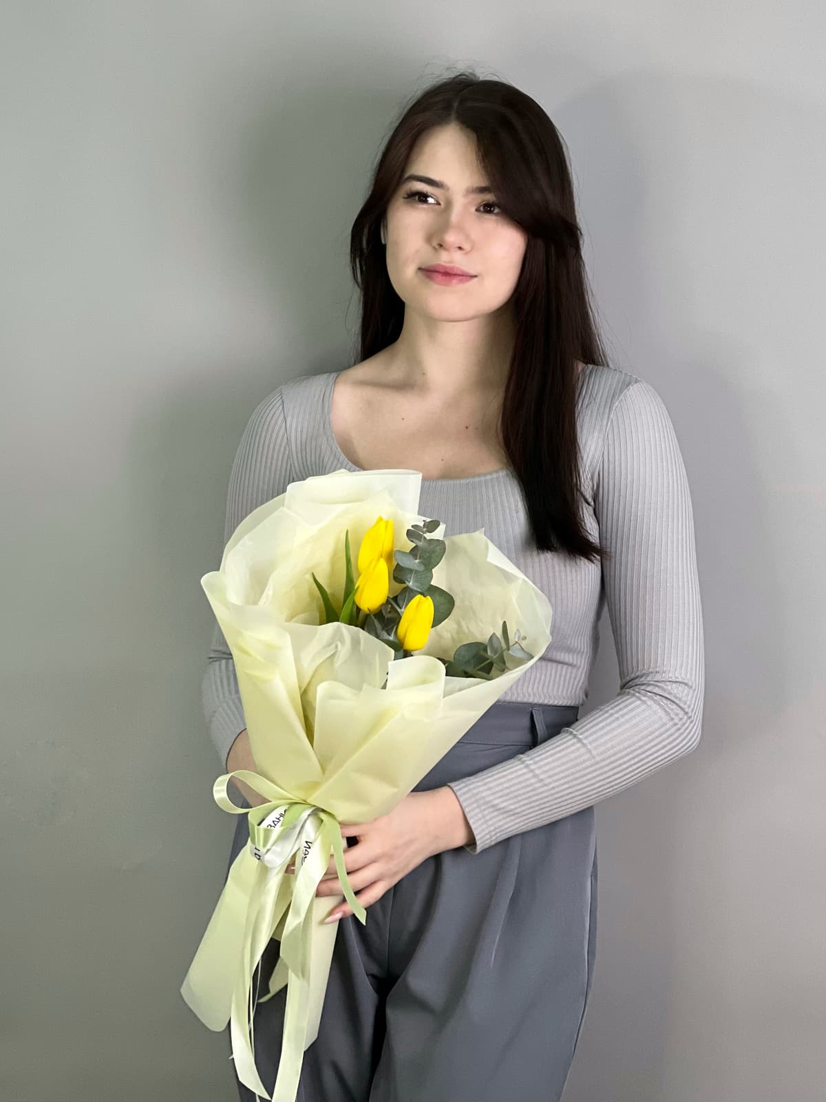 Букет - комплимент "Поцелуй весны" желтый