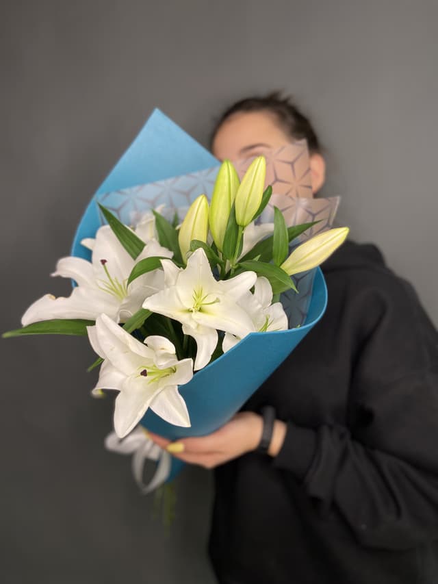 Нежный букет "Лили" Нежный букет "Лили"