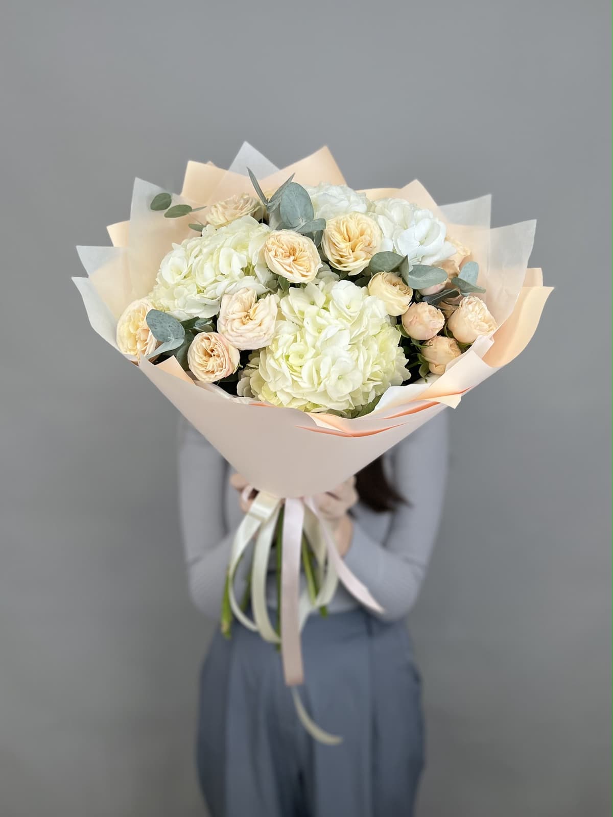 Красивый букет "Персиковый нюд"