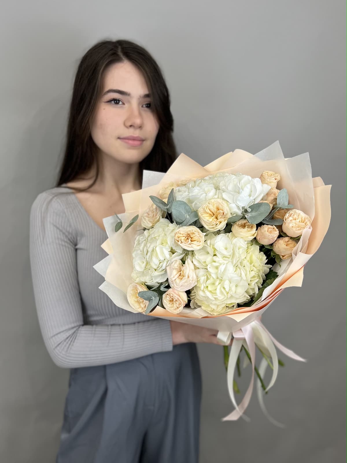 Красивый букет "Персиковый нюд"