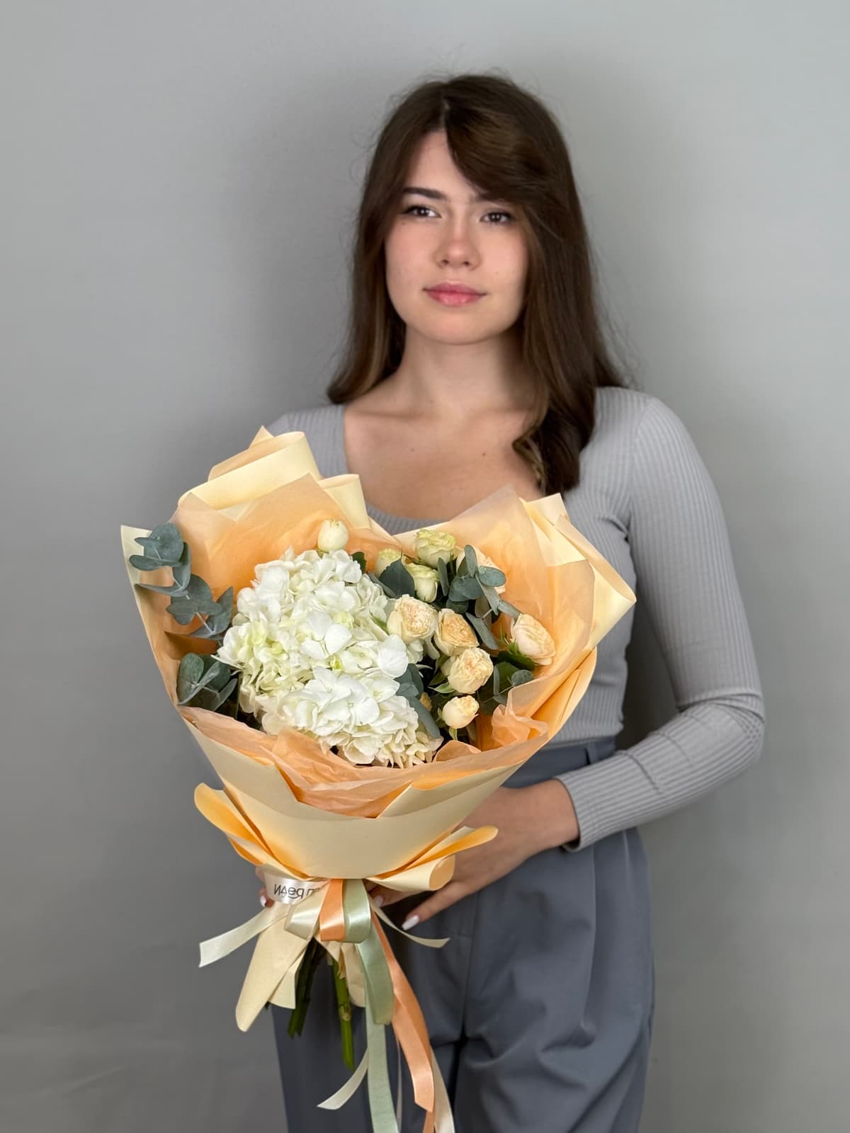 Букет "Персиковый нюд" S