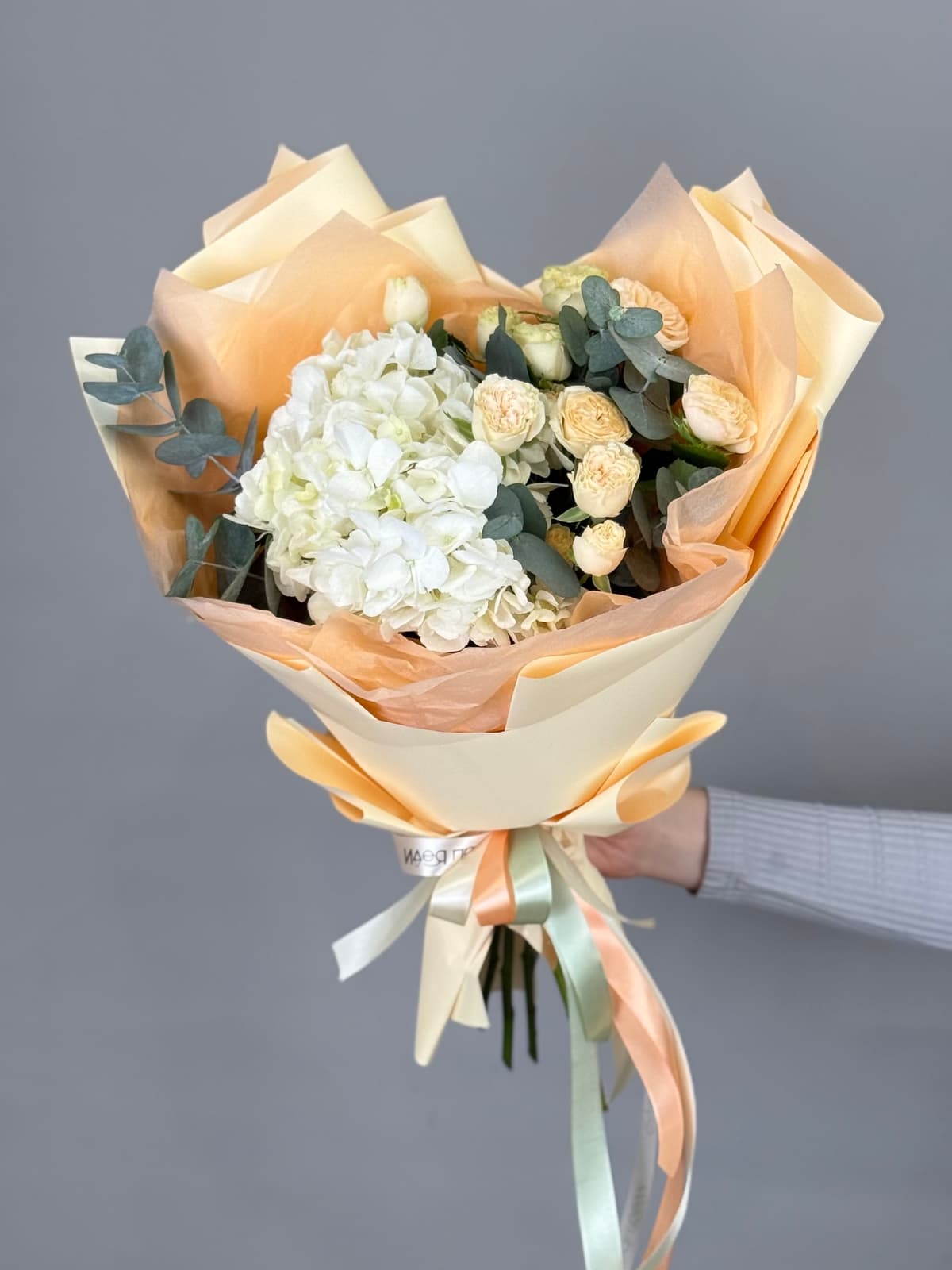 Букет "Персиковый нюд" S