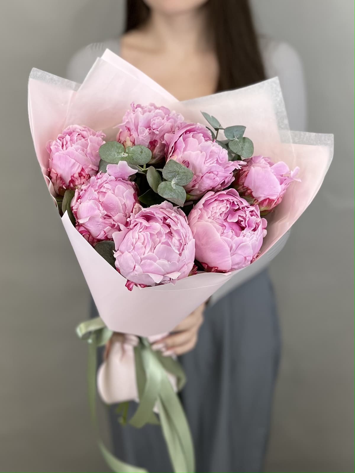 Красочный букет пионов "Сара "(7)