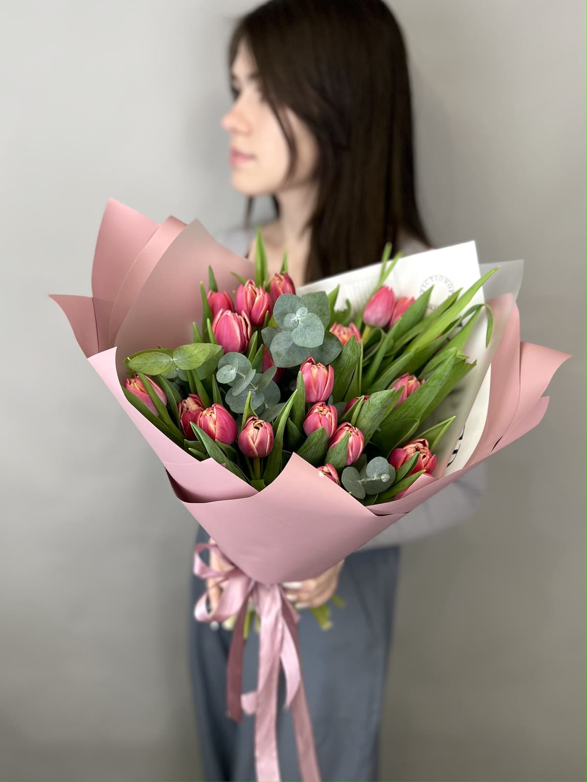 Букет пионовидных тюльпанов "Columbus" L