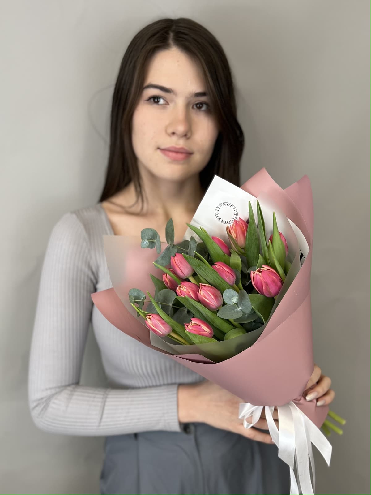 Букет пионовидных тюльпанов "Колумбус" (11)