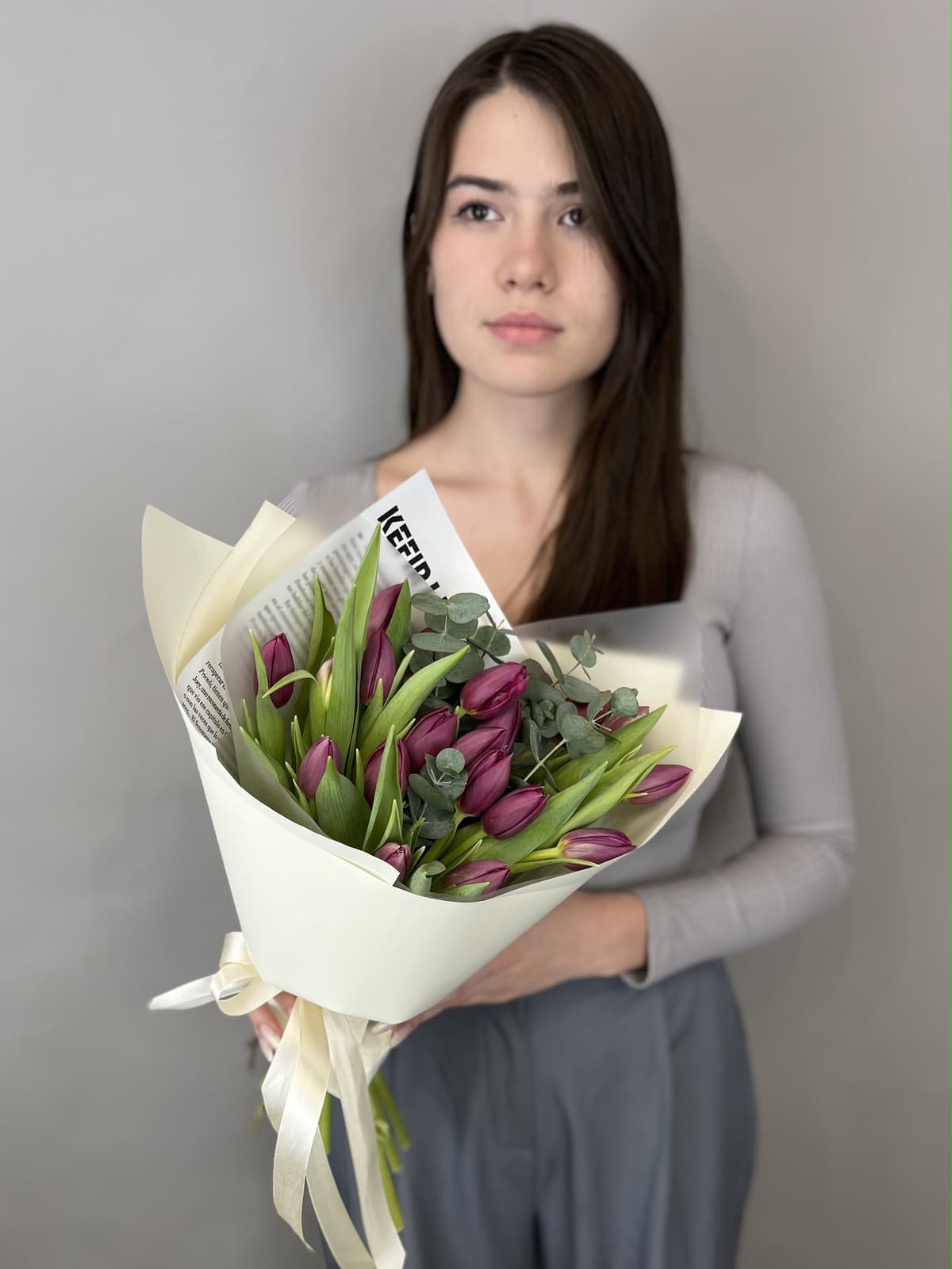 Букет пионовидных тюльпанов "Double Princess" M