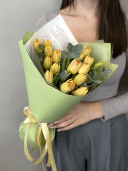 Букет пионовидных тюльпанов «Орка» (19)