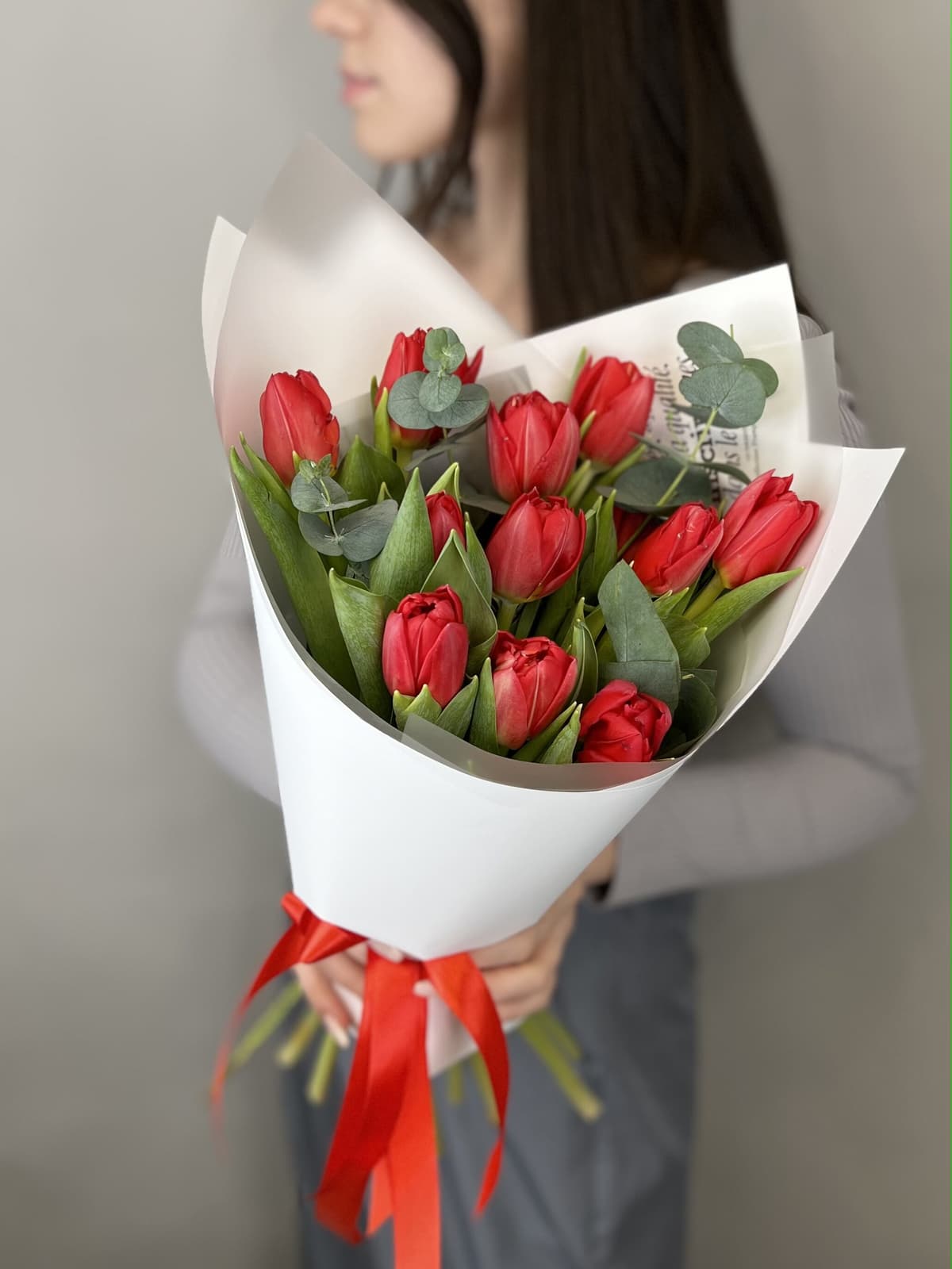 Букет пионовидных тюльпанов "Red Princess" S