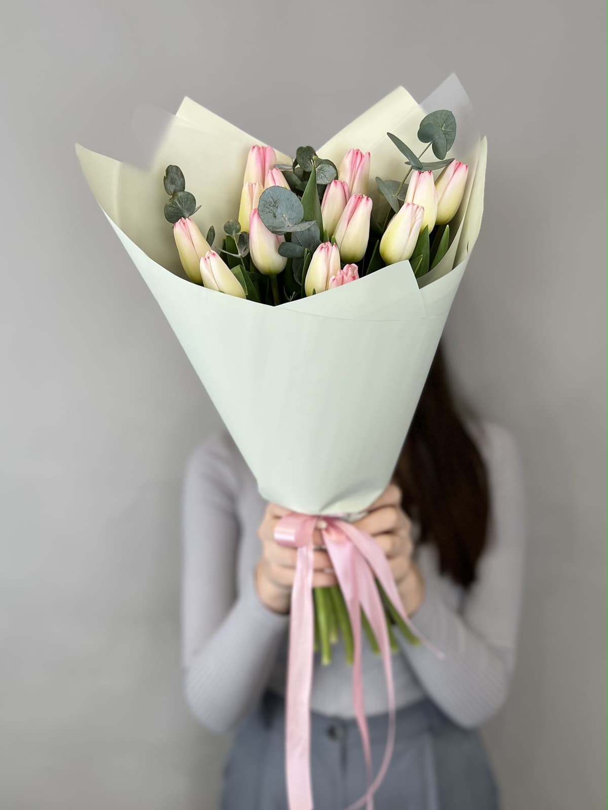 Свежий букет "Привет весна" нежно розовый