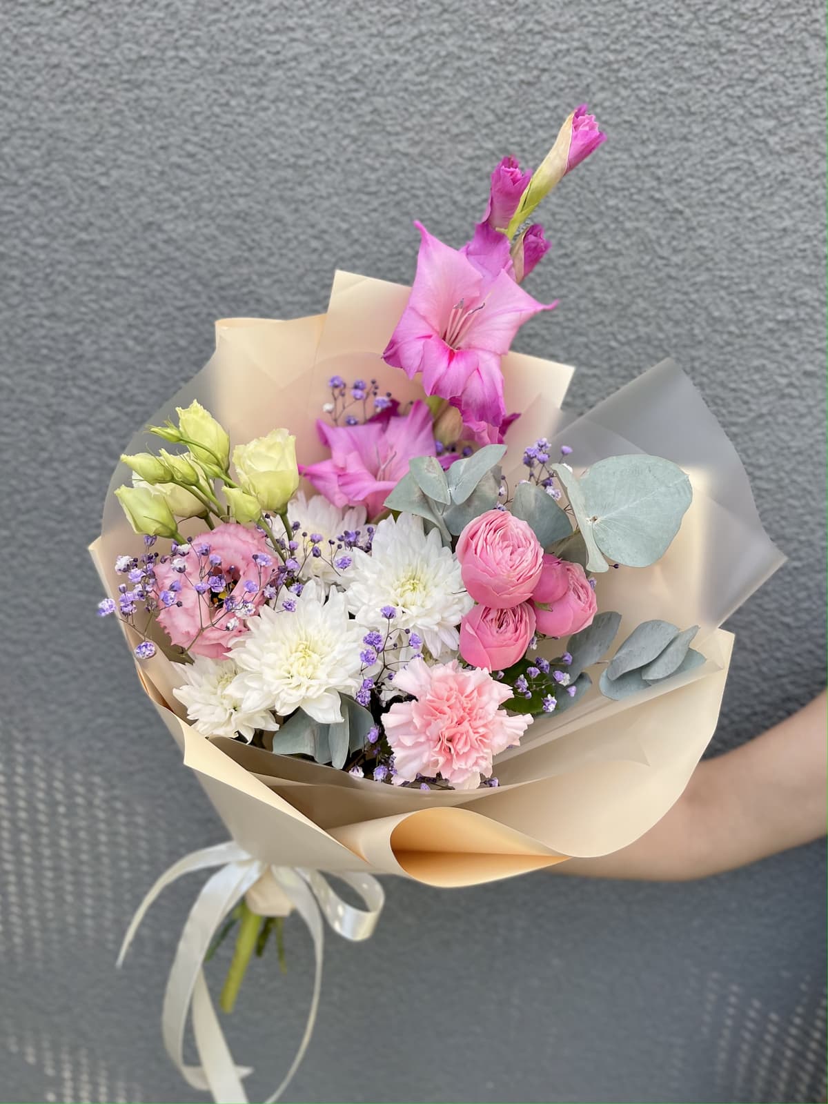 Букет с Гладиолусом и Эустомой