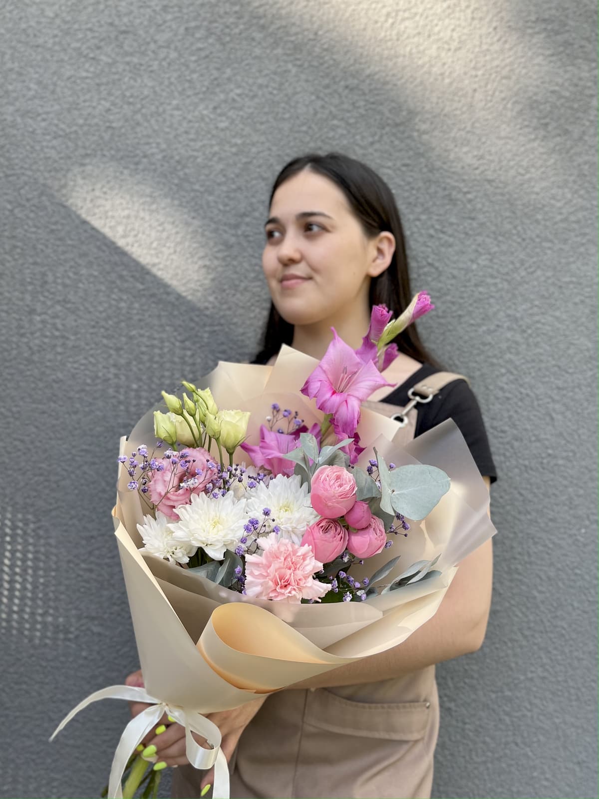 Букет с Гладиолусом и Эустомой