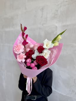 Букет с Розами и Гладиолусами