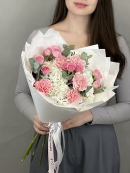 Оригинальный букет "Сияние" розовый M